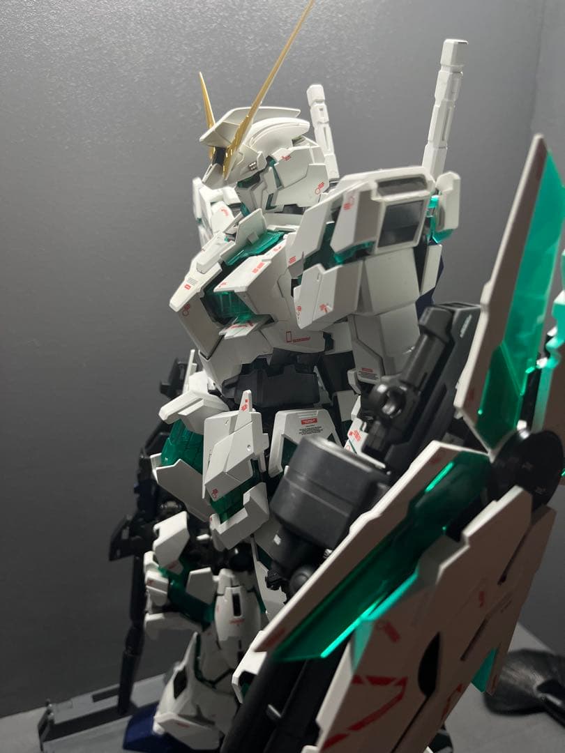 デ*本様 PG ユニコーンガンダム　最終決戦Ｖｅｒ．塗装済み完成品