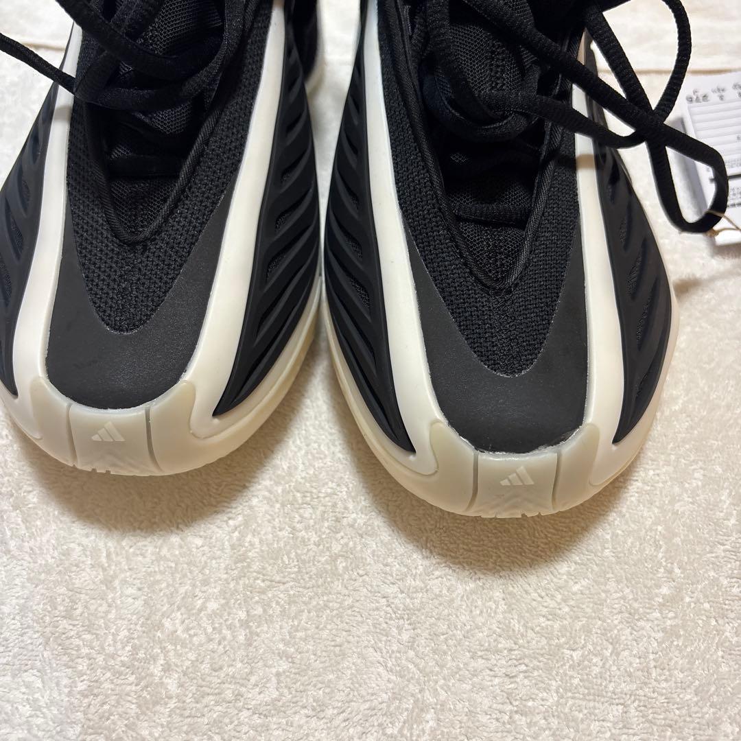 adidas バスケットボールシューズ ブラック/ホワイト/レッド