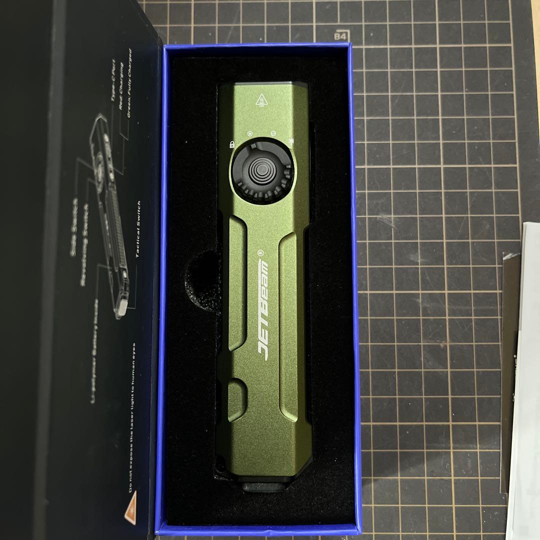 JETBeam E26 KUNAI 2000LM EDCフラッシュライト