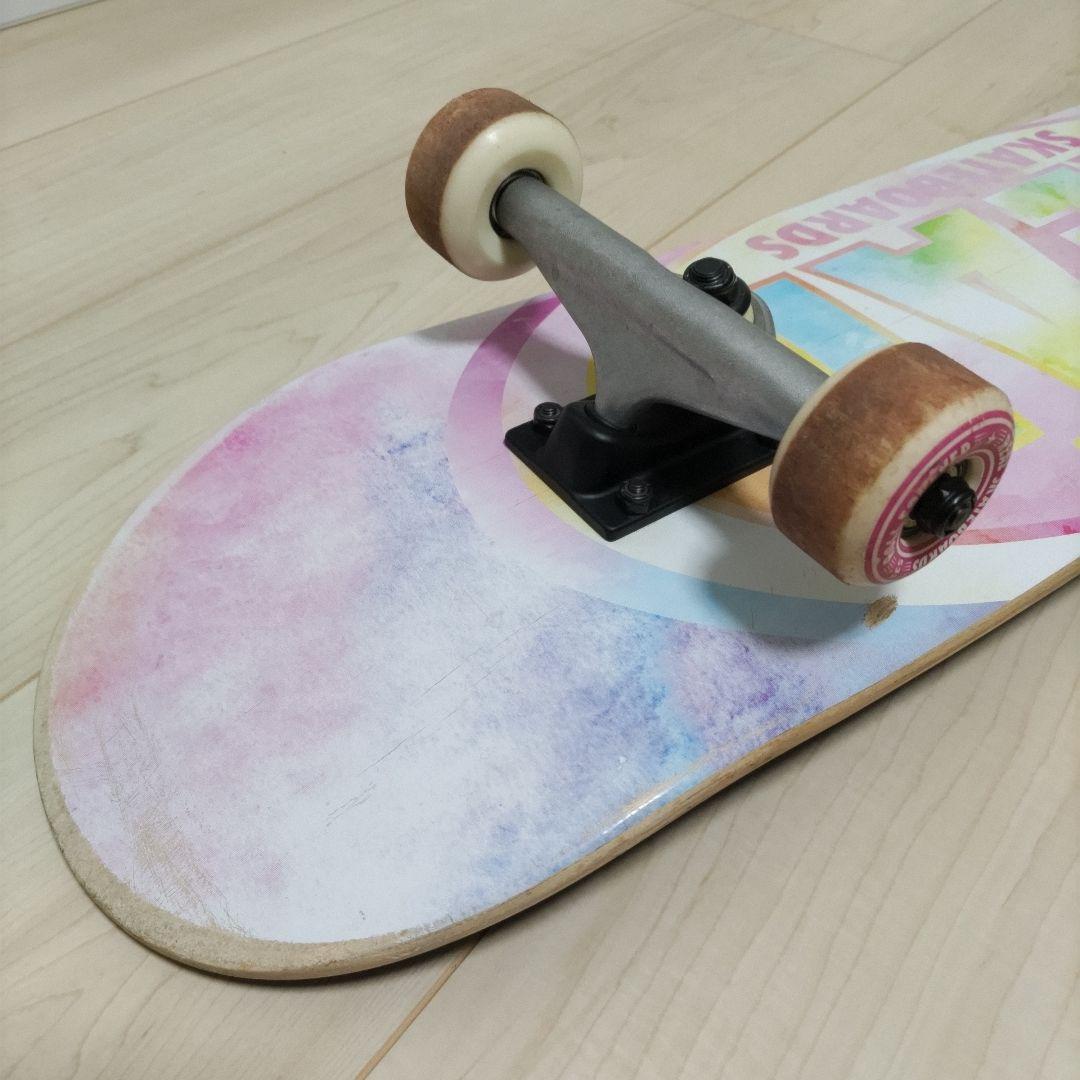 スケートボード　REAL コンプリートデッキ