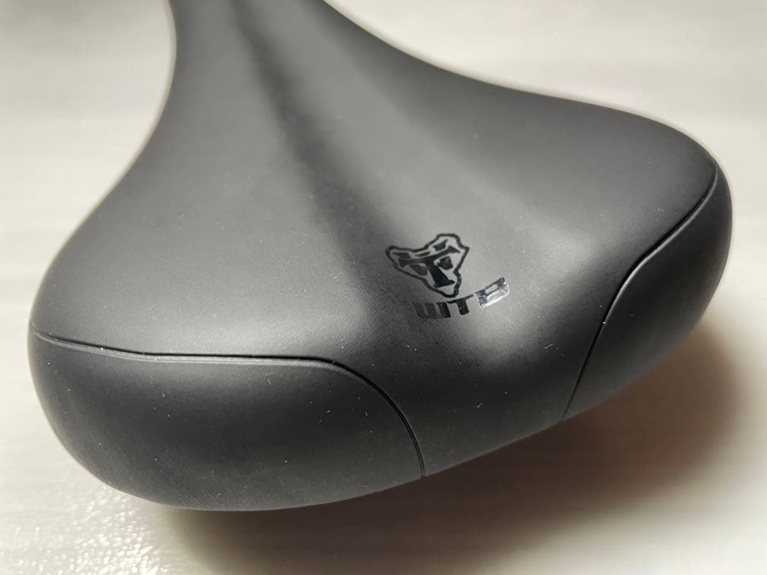 ラスト1点 WTB VOLT サドル オールブラック 新品未使用