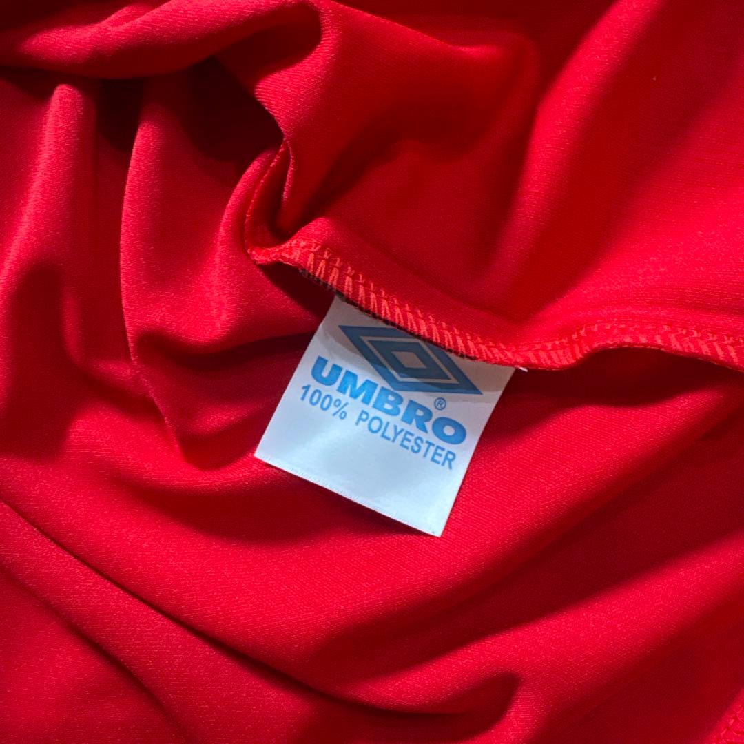 Manchester United Umbro サッカーシャツLポロシャツレッド