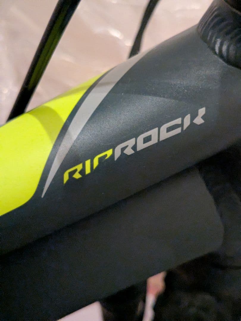 スペシャライズド　リップロック　SPECIALIZED RIPROCK 20