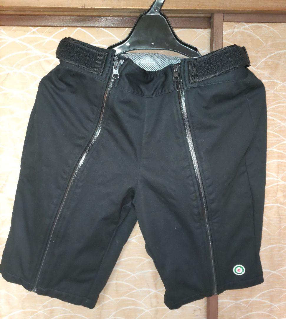 程度良好 Come' questo? コメクエスト ハーフパンツ サイズ L