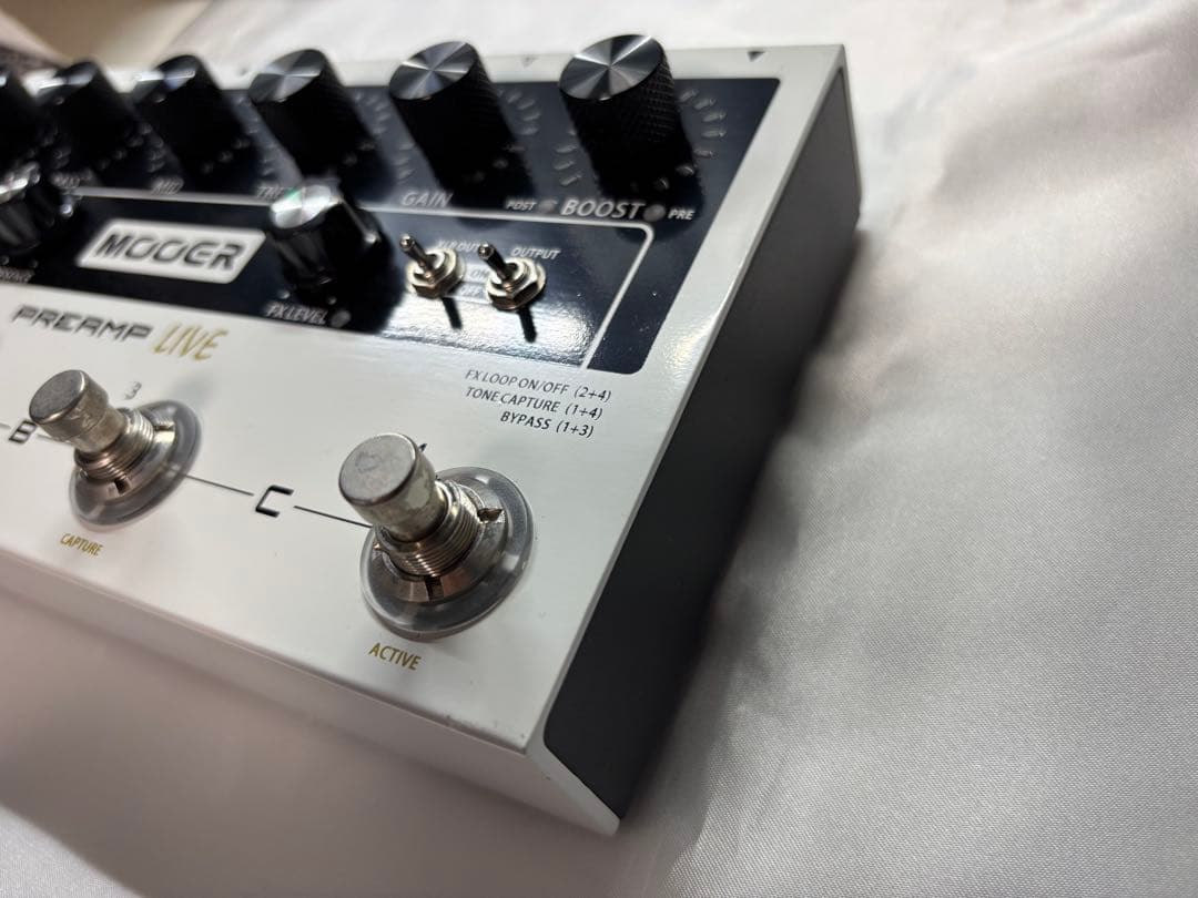 【ほぼ未使用】MOOER PREAMP LIVE ギターエフェクター
