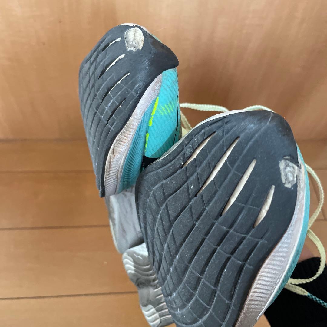 NIKE ヴェイパーフライ２ 25.5cm