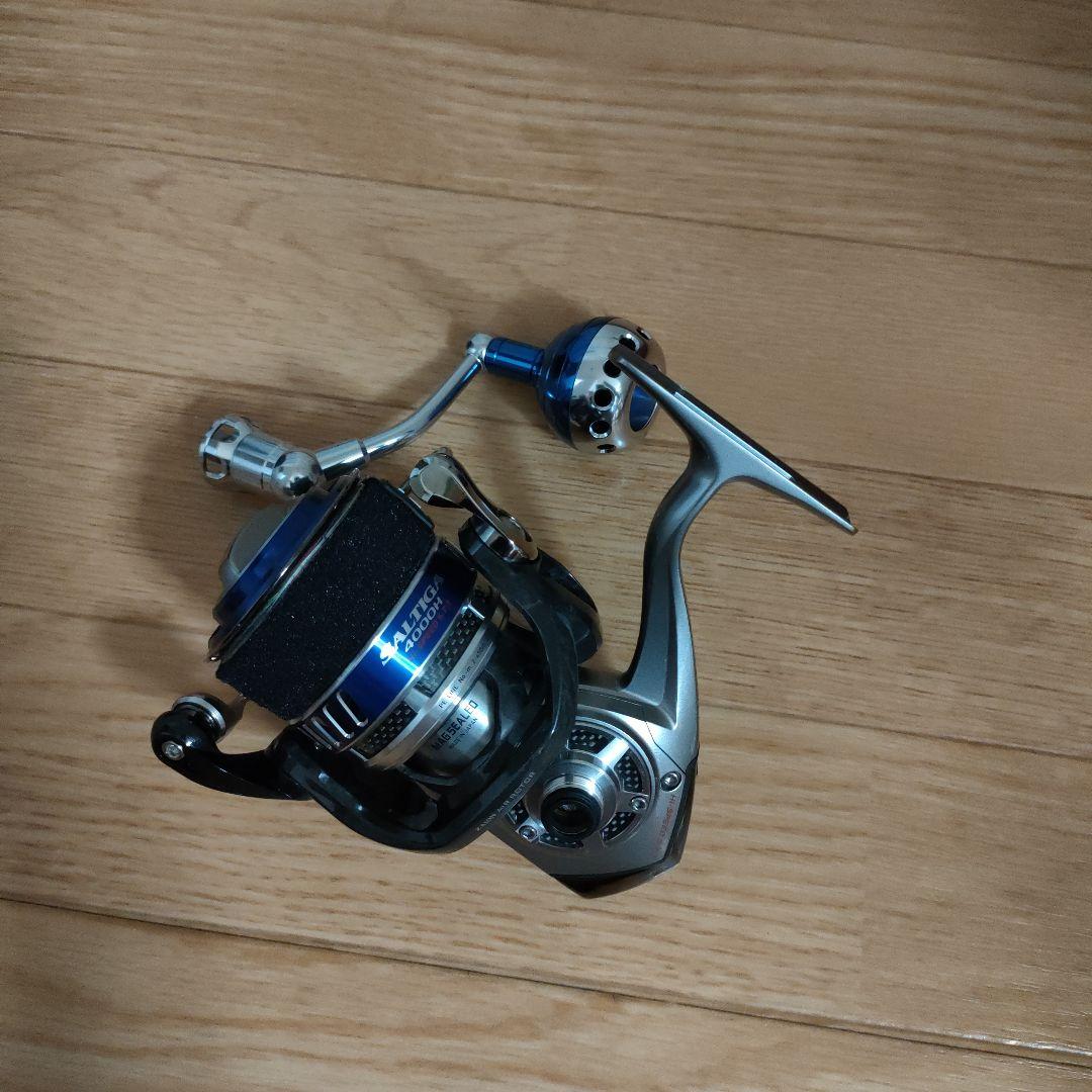 DAIWA SALTIGA 4000H スピニングリール