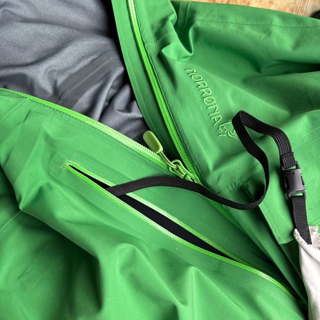ノローナ　NORRONA LYNGEN DRIFLEX3 JACKET Mサイズ