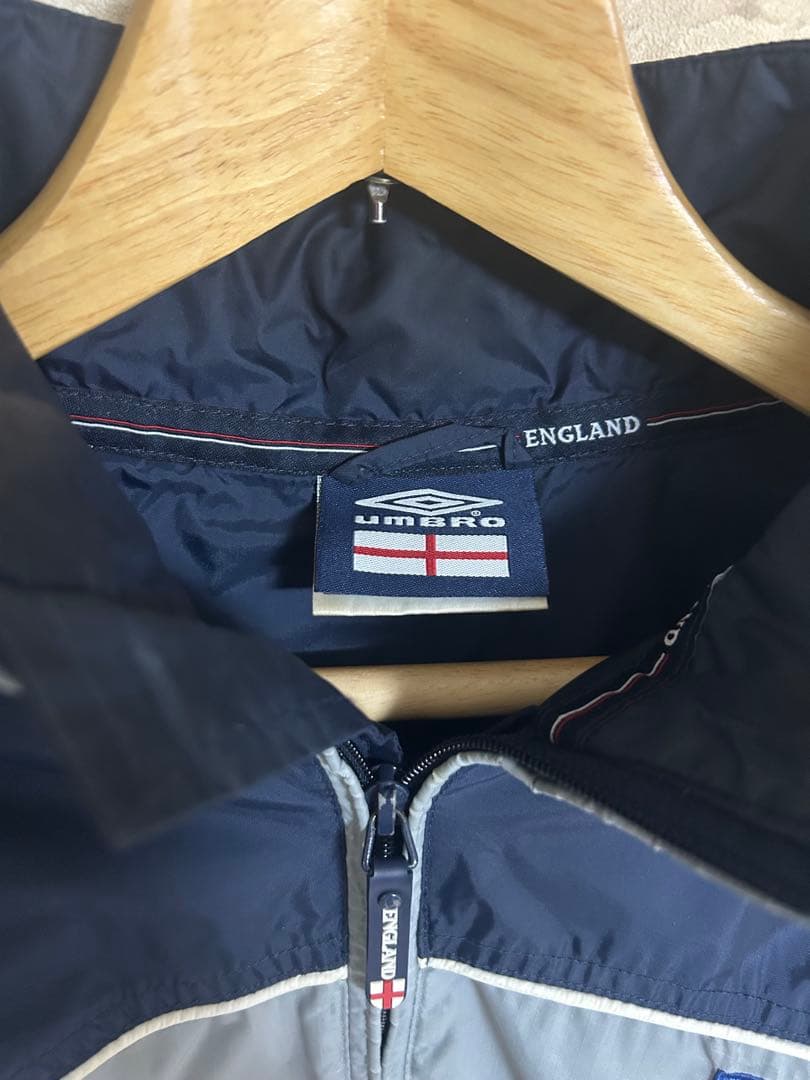 Umbro イングランド ナイロンジャケット