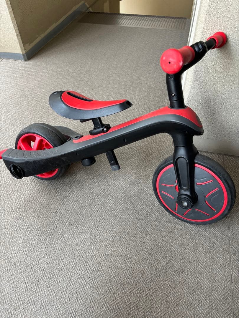【直接引き取りなら値下げ】GLOBBER 三輪車 エクスプローラー トライク