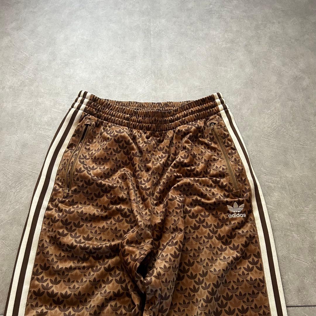 ウォーキング・ランニングウェア adidas monogram track pants y2k brown