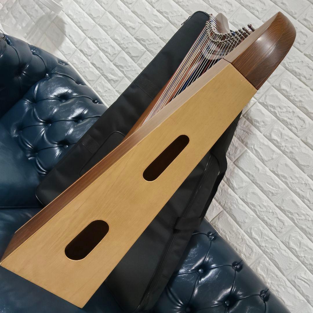 【美品】22弦 スモールハープ（アイリッシュスタイル） ケース・付属品付き 木製