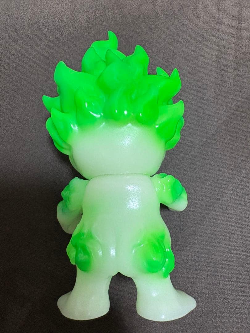 Chill Toys 煙童 蓄光 GID ソフビ