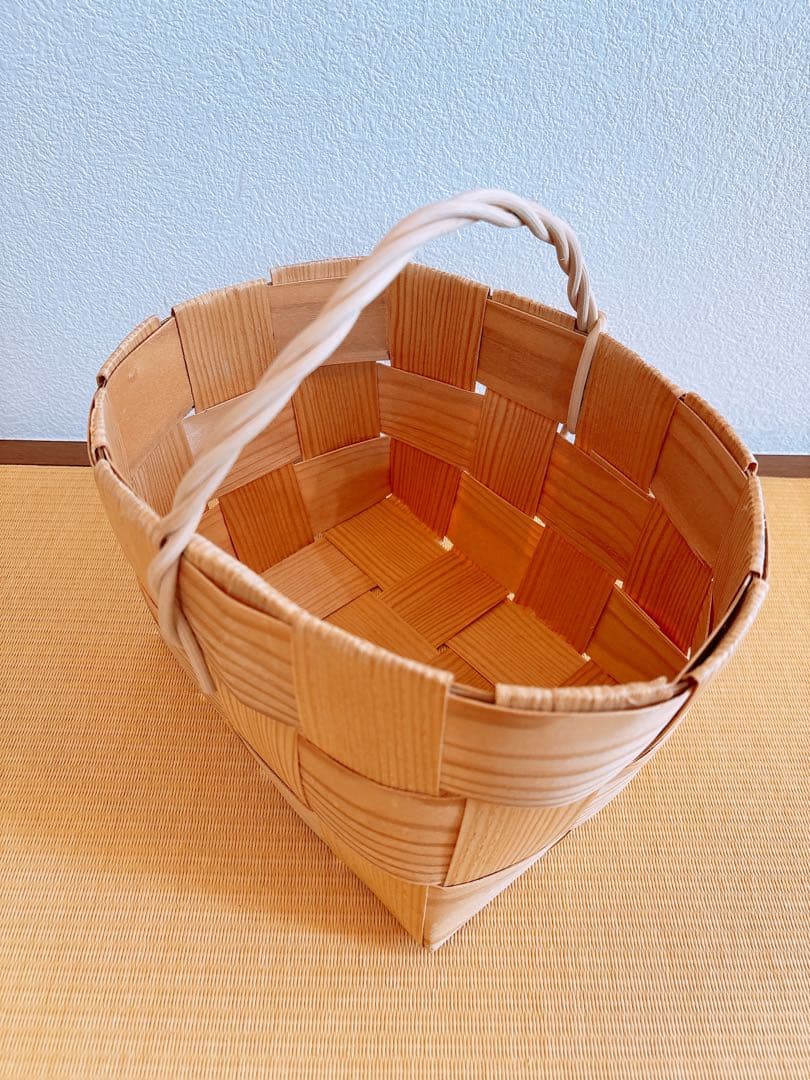 akko 北欧フィンランド モミの木 かご バスケット S