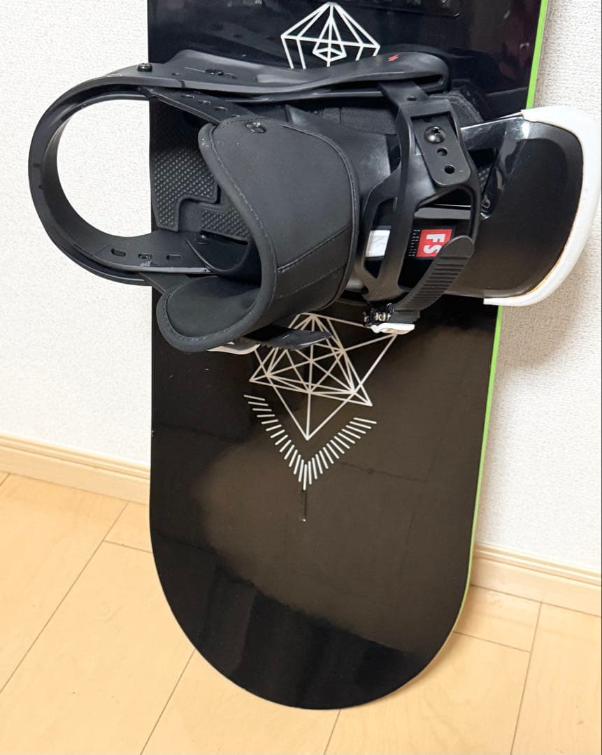 ROME SDS CHEAP TRICK 152cm × BURTON