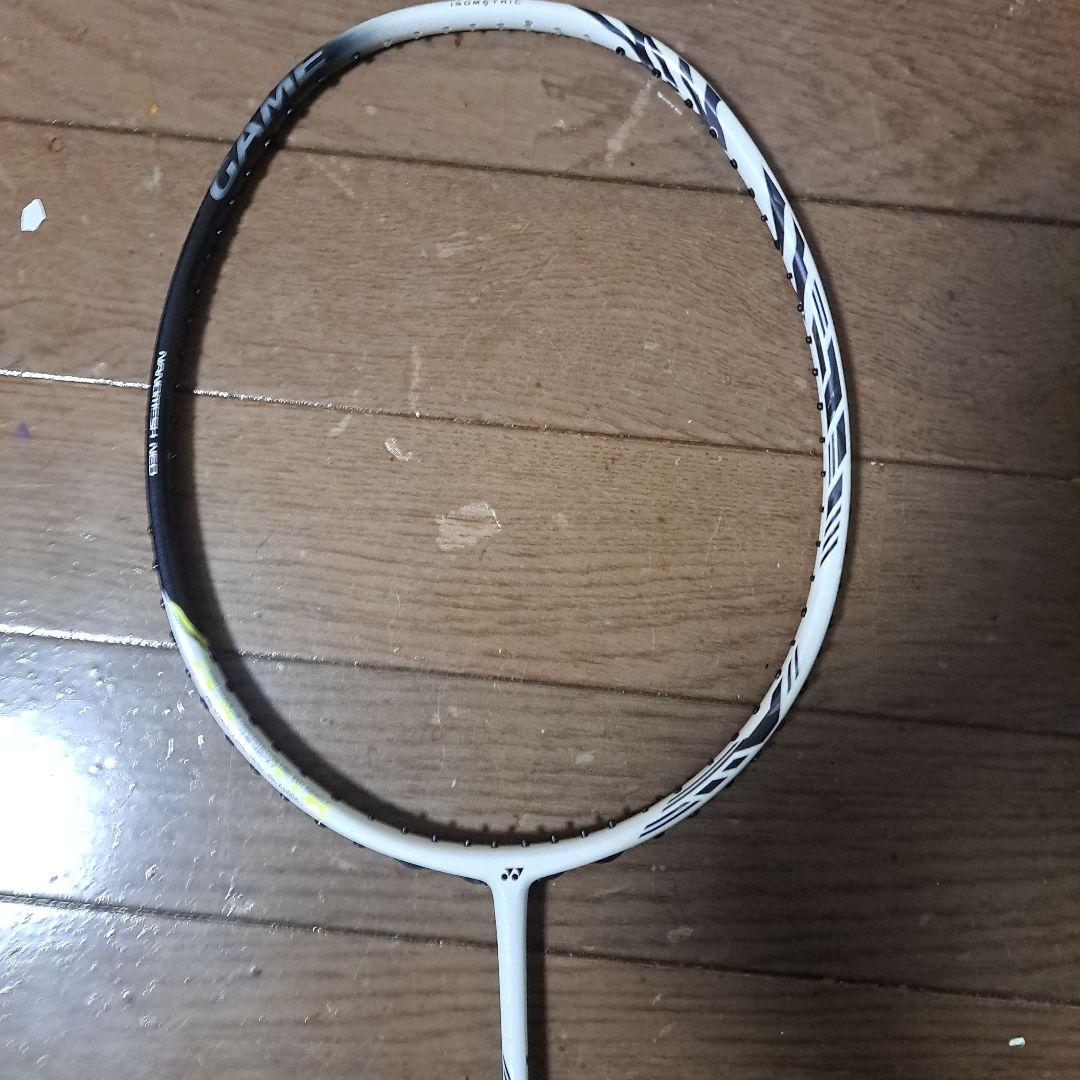YONEX ASTROX 99 GAME ホワイト/ブラック