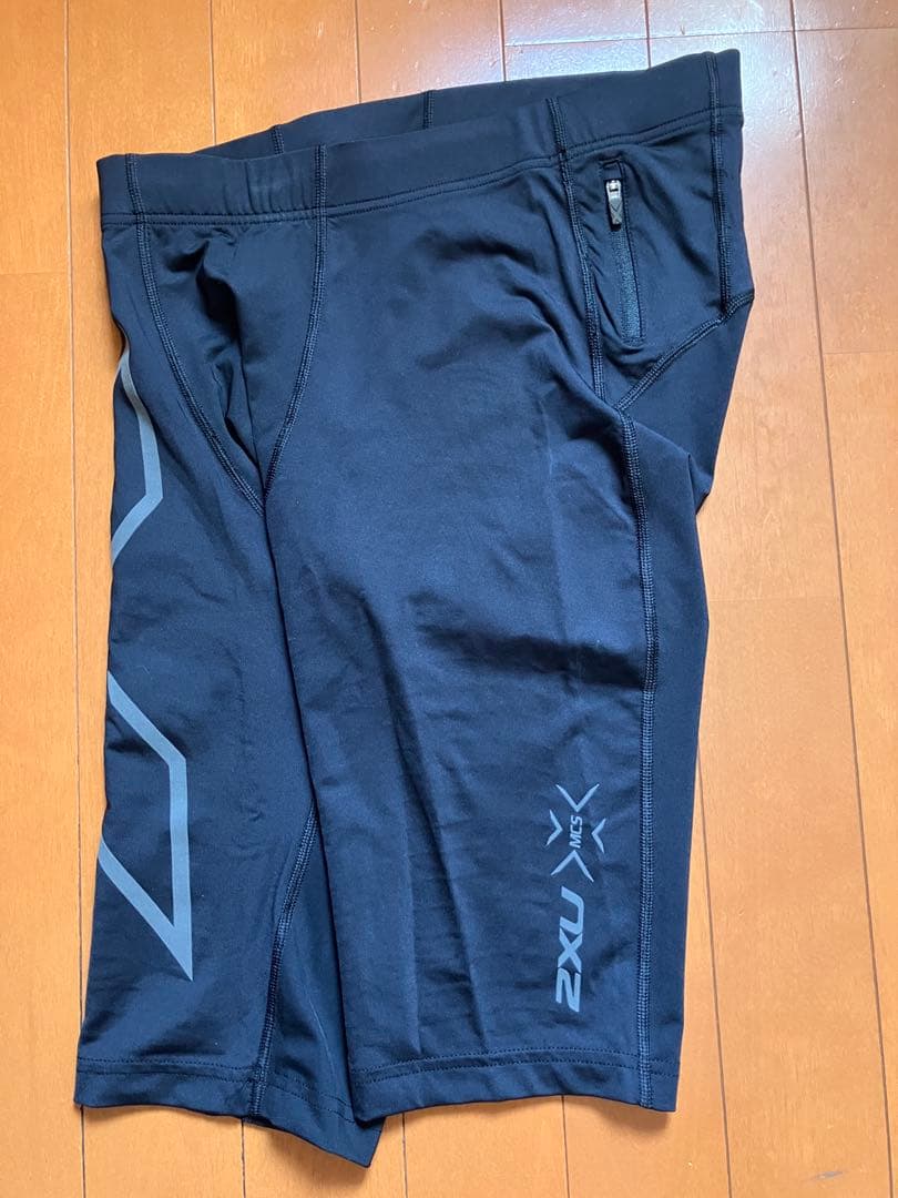 2XU ハーフタイツ　MCS ブラック Mサイズ
