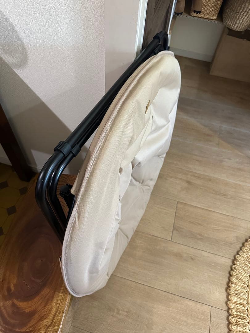 ムーンチェア　HUGEL ラウンド型アウトドアチェア ベージュ