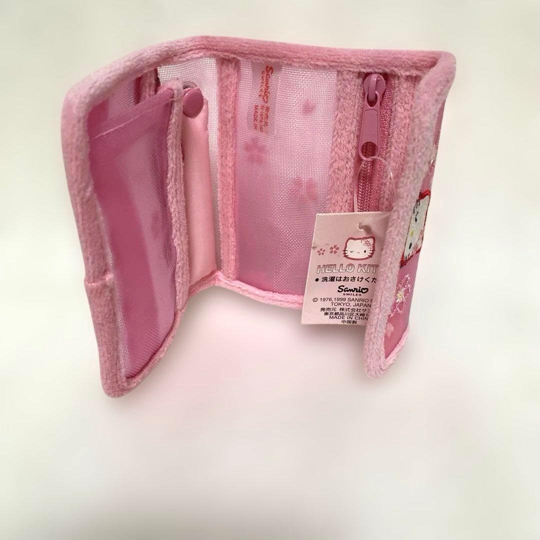 サンリオ　ハローキティ 桜 メッシュ ウインク 財布 1999年　希少