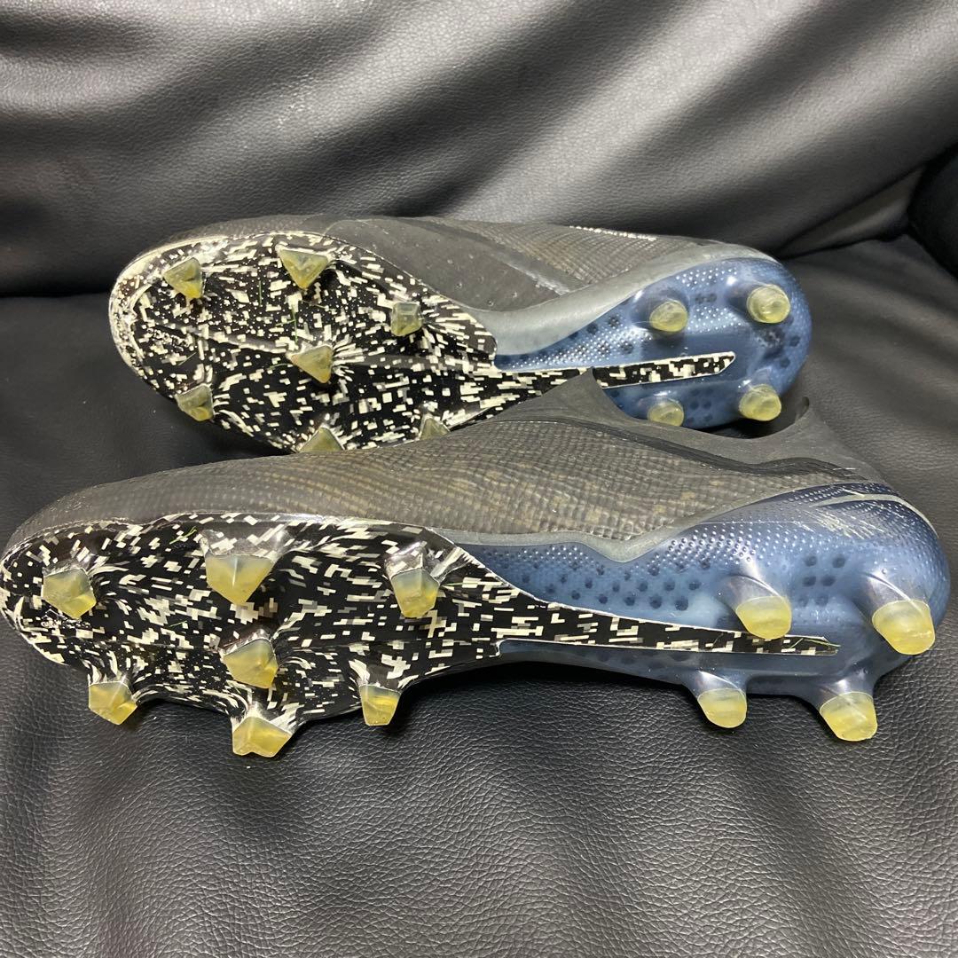 アディダスエックス