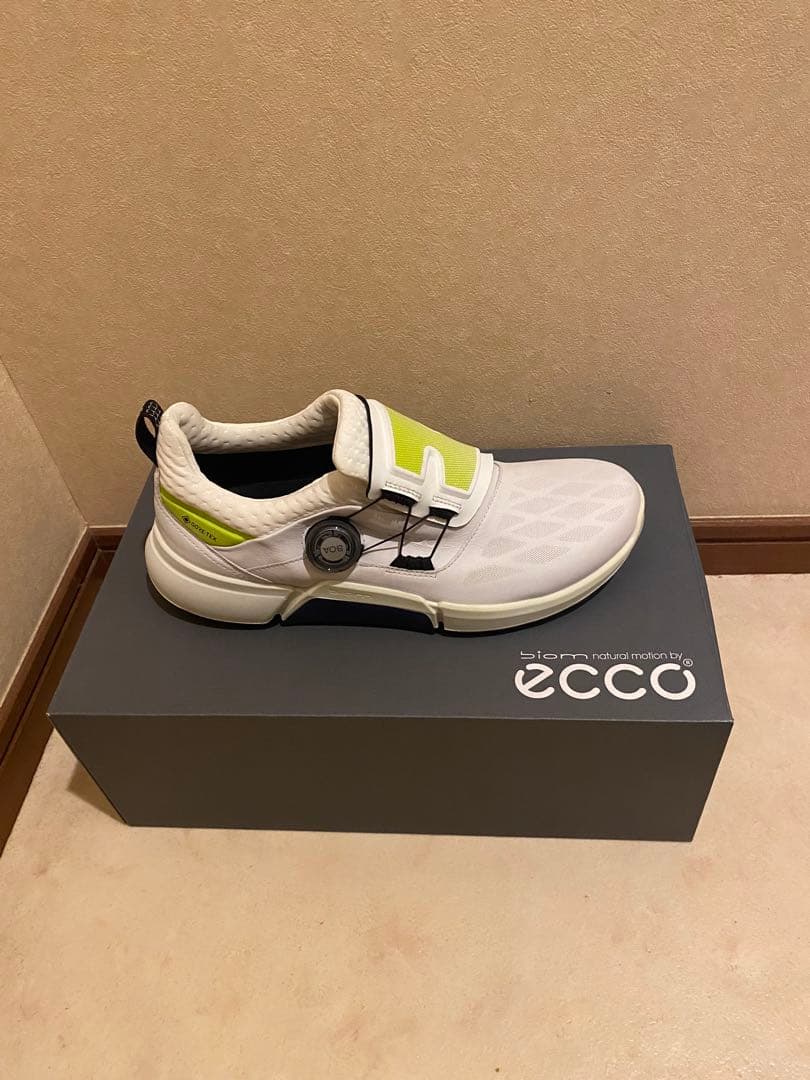 ECCO ゴルフシューズ BIOM H4 BOA ホワイト/ライム/ネイビー