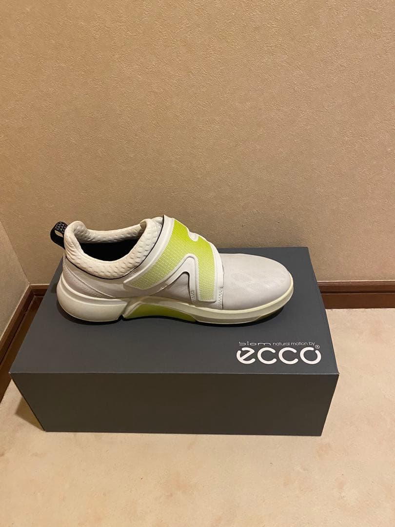 ECCO ゴルフシューズ BIOM H4 BOA ホワイト/ライム/ネイビー