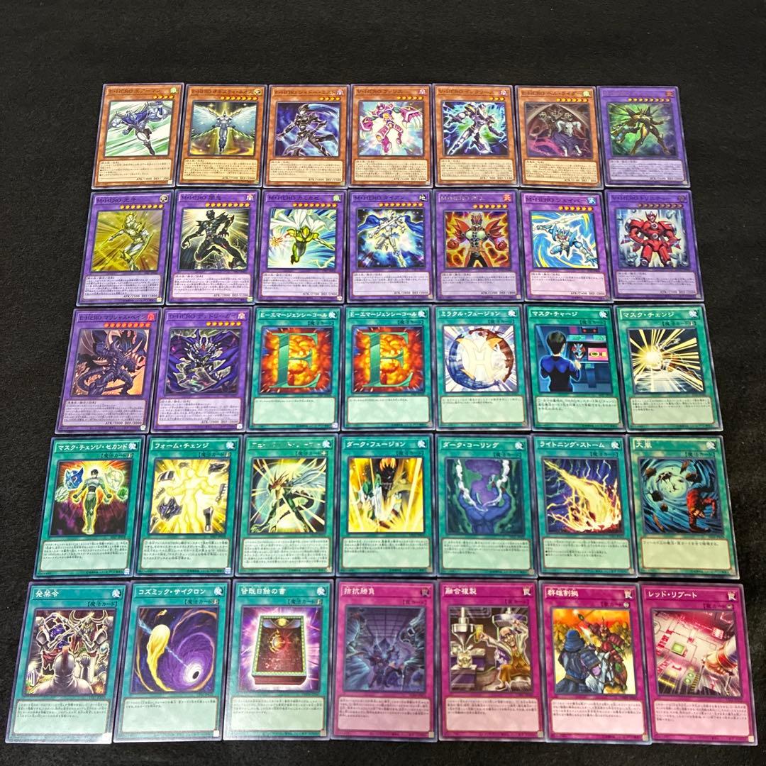 【即日発送】 遊戯王 «HERO(新規有)» 構築済みデッキ 100枚 日版