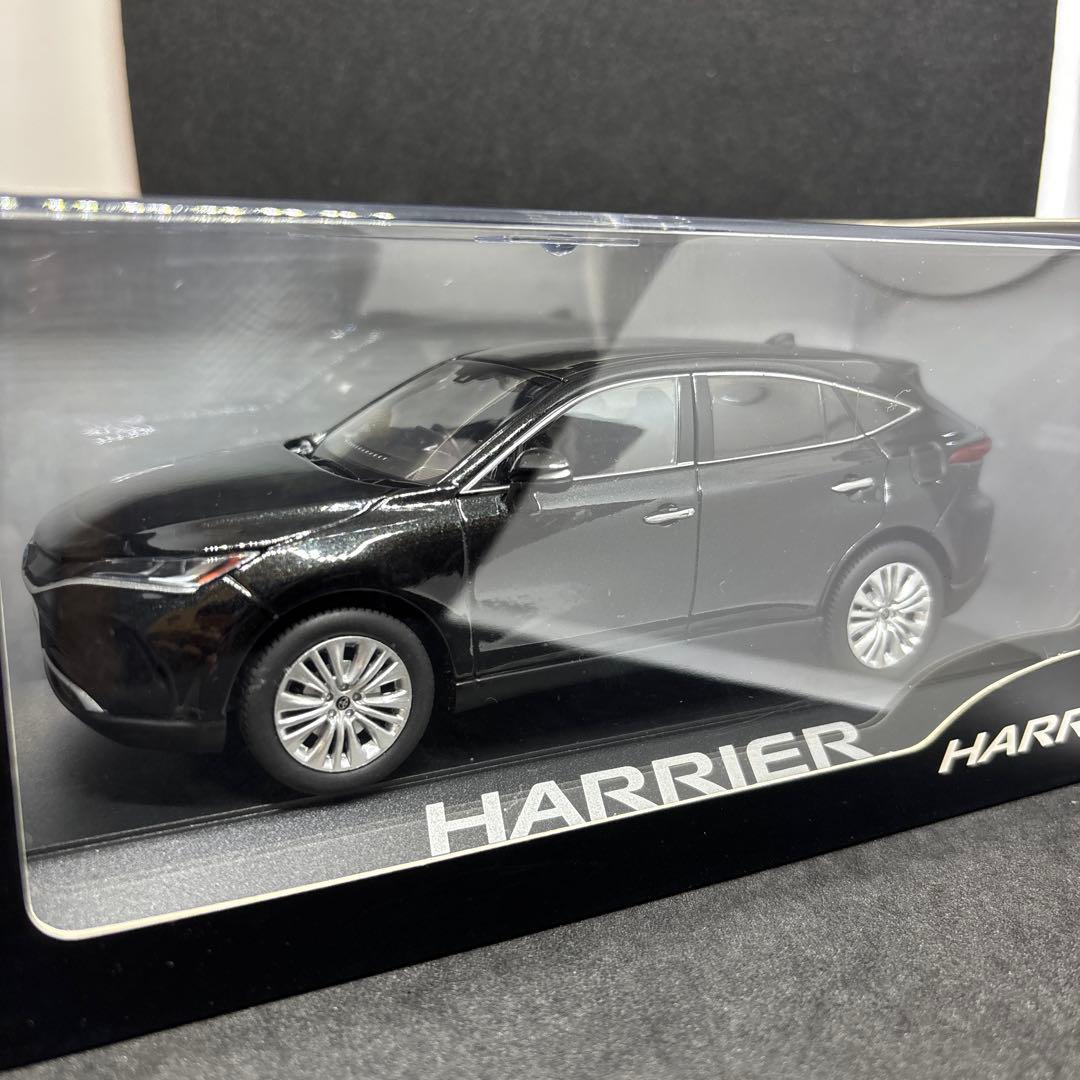 1/30 トヨタ カラーサンプル ハリアー 80系 プレシャスブラックパール