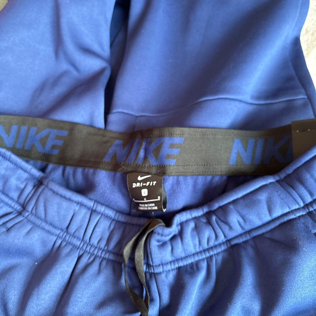 NIKE ナイキ　上下セットアップ　ジャージ　Lサイズ