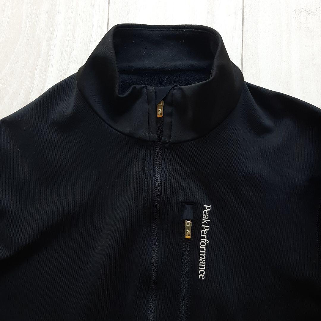 PeakPerformance　ランニングウェア