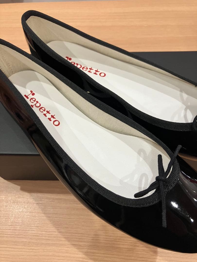 repetto レペット 新品　サイズ 24.0cm ¥41800を！