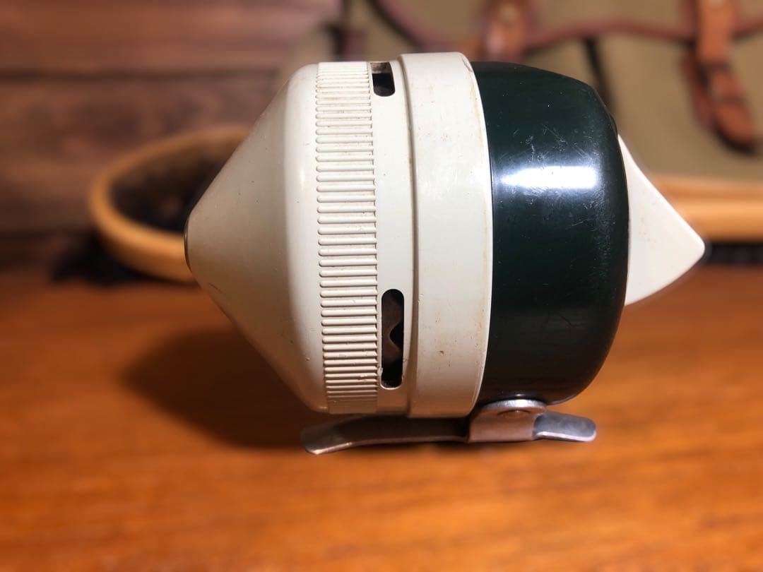 USA製　ZEBCO 404 スピンキャストリール　オールドリール　レトロ