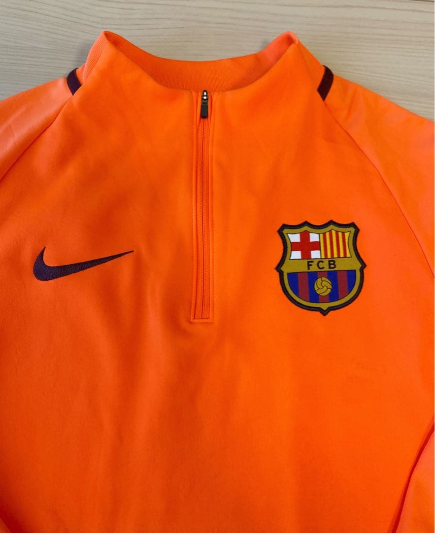 ✳️美品✳️バルセロナ　サッカーウェア　ナイキ　フットサル　ウェア　長袖　M