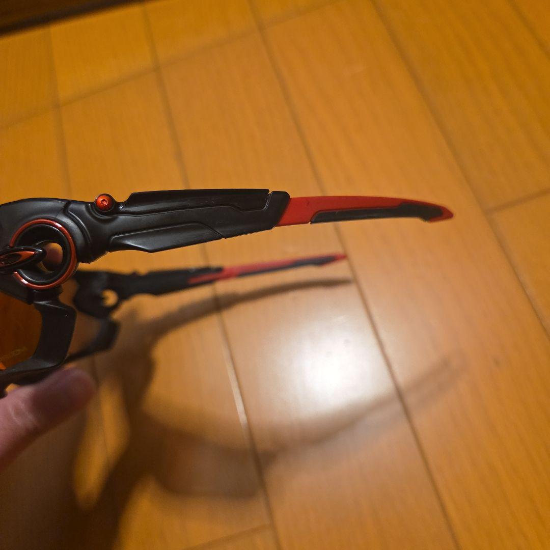 【正規品】Oakley サングラス オレンジレンズ ブラックフレーム