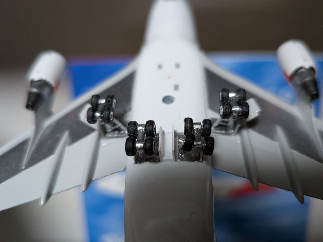 航空機・ヘリコプター PHOENIX QANTAS B747-400ER VH-OEE 1/400
