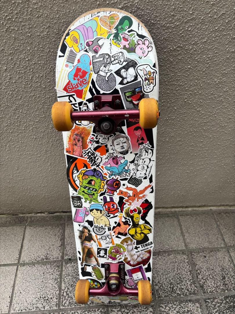 炎の顔グラフィック スケートボード