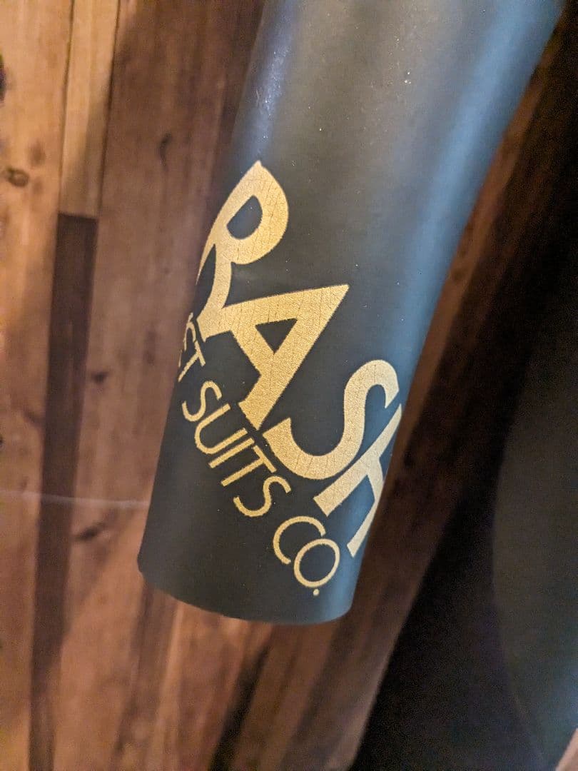 美品　RASH ウェットスーツ ブラック フルスーツ　既製　L-XL