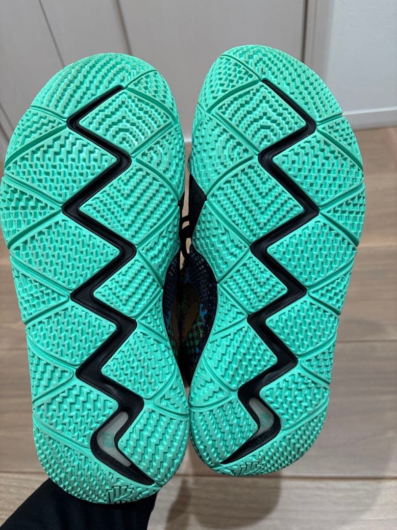 Nike Kyrie 4 IV \"Mamba Mentality\" カイリー4