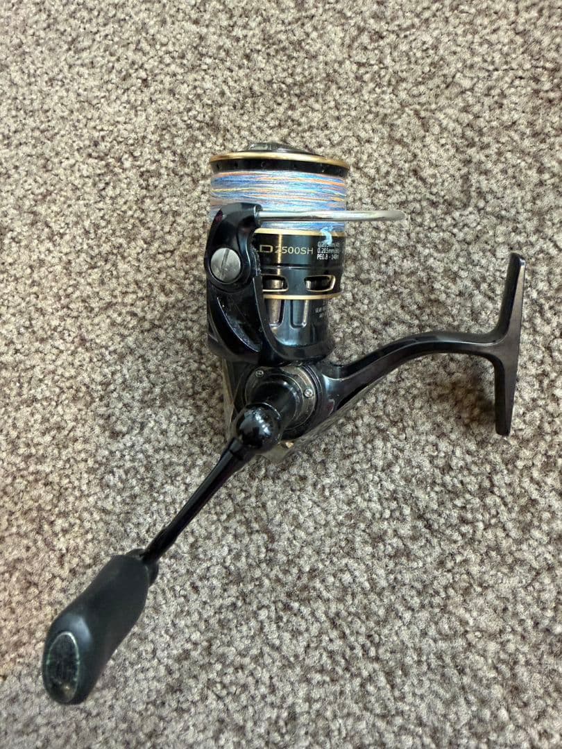 リール Abu Garcia XROSSFIELD 2500SH