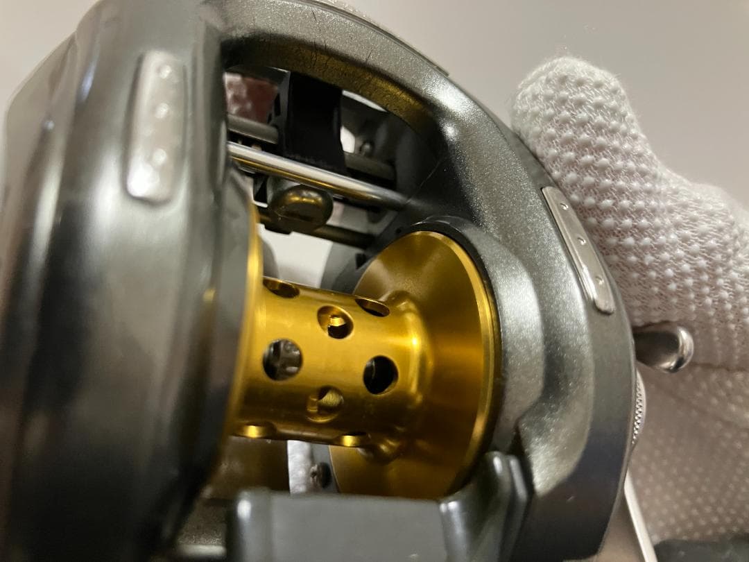SHIMANO 05 NIUM XT ベイトリール メタニウム　シマノ