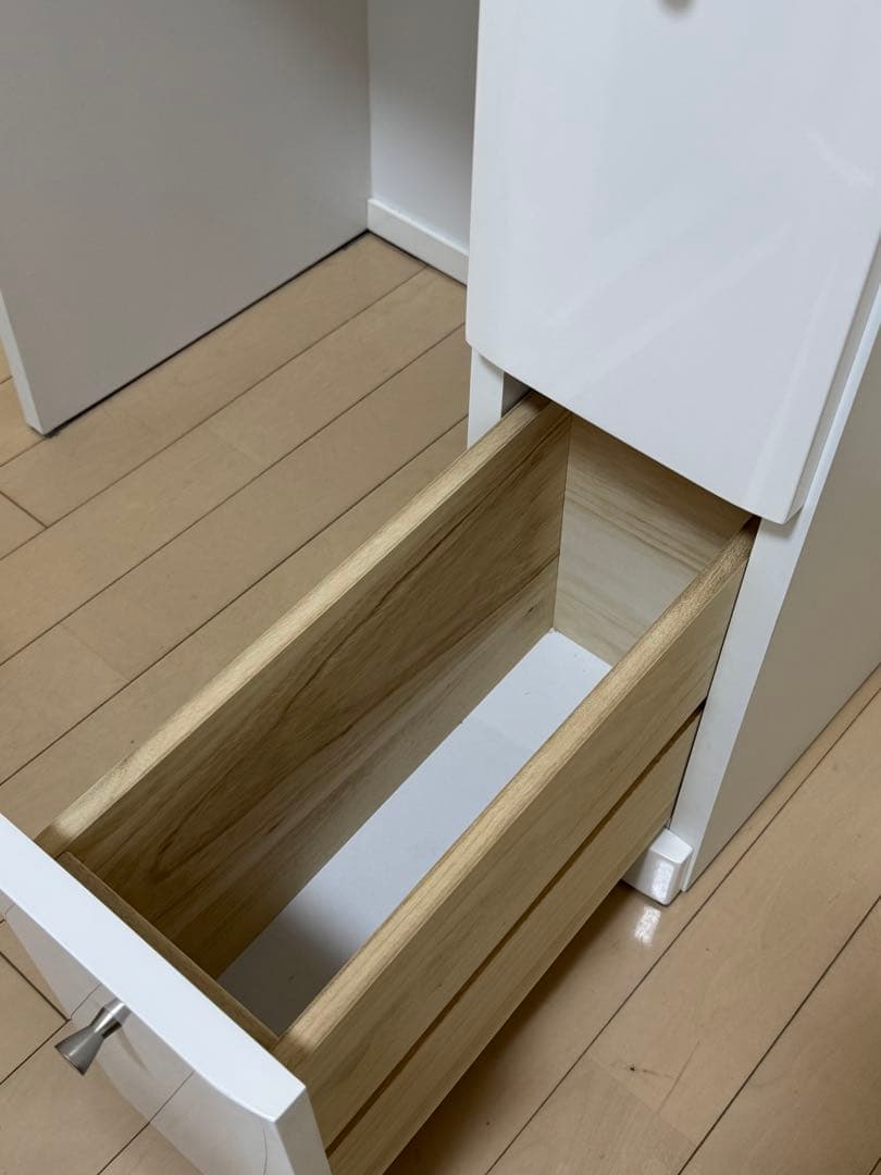 NITORI ホワイトドレッサー・鏡台 三面鏡　椅子別売り