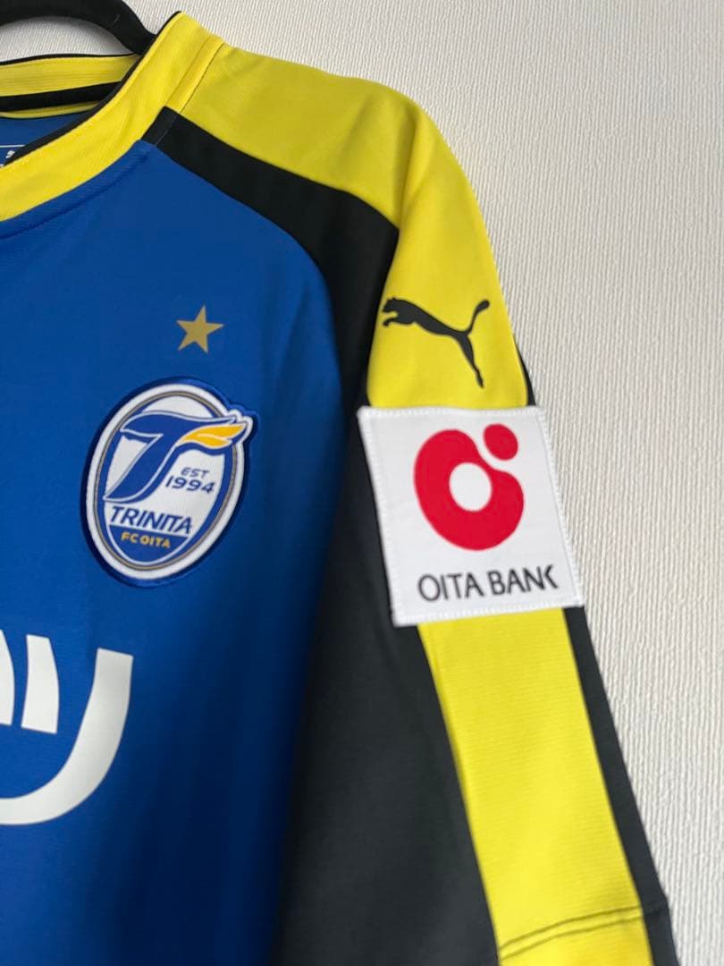 サッカー　大分トリニータ 2016 坂井大将 #28　ユニフォーム　サイン入り