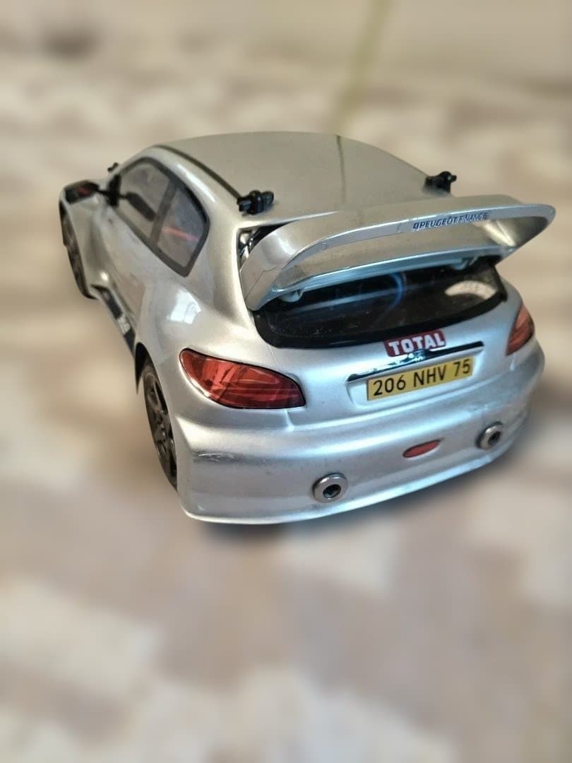 1/14nikko Peugeot 206 ラジコンカー