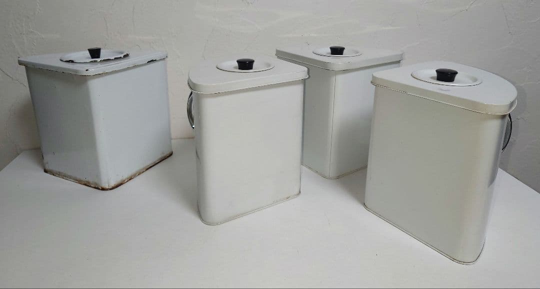 サニタリーボックス 三角コーナー 小物入れ ゴミ入れ 花器 昭和レトロ 雑貨 飾
