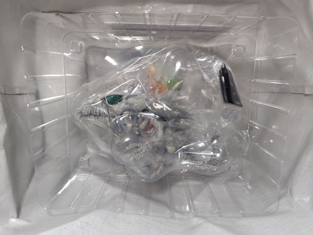 ゴジラ　デフォリアル　スカルグレイモン　G 侵食モード　フィギュア デジモン