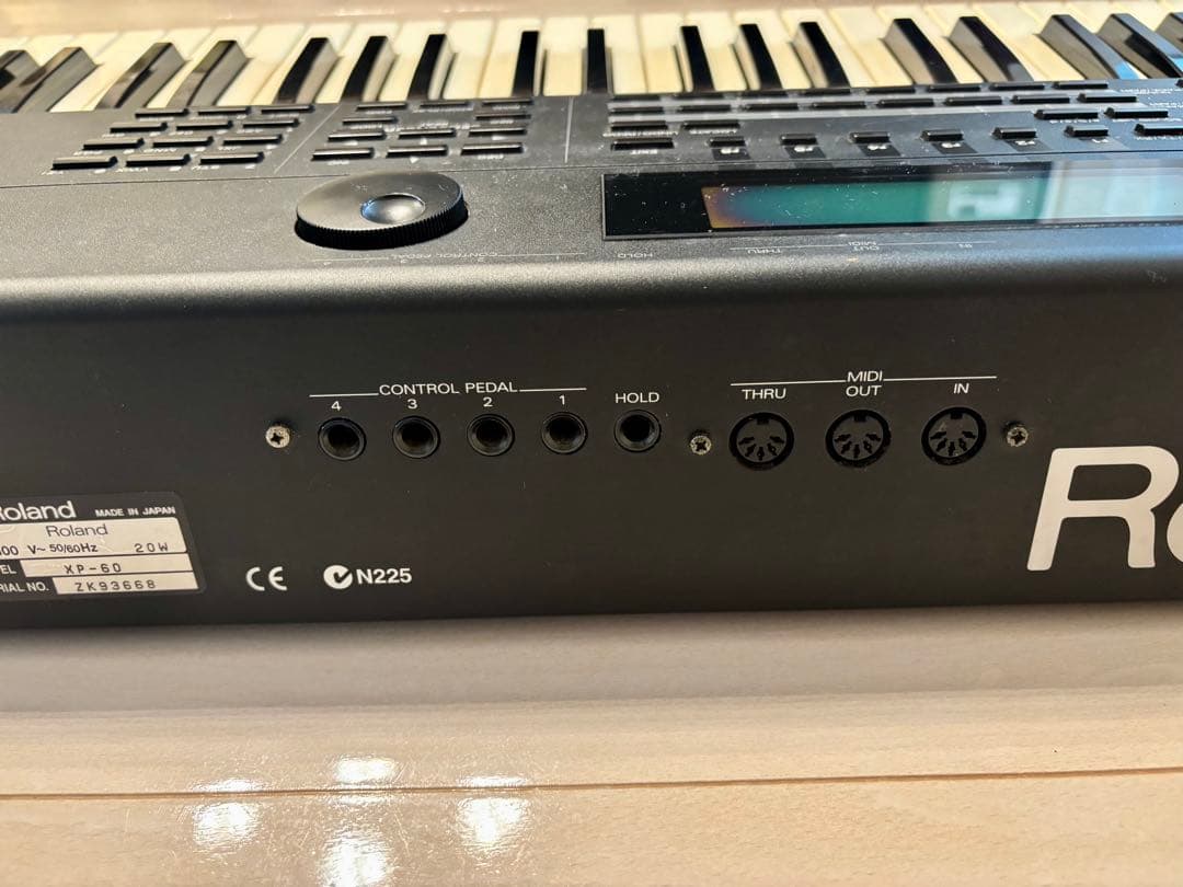 Roland XP-60 シンセサイザー美品