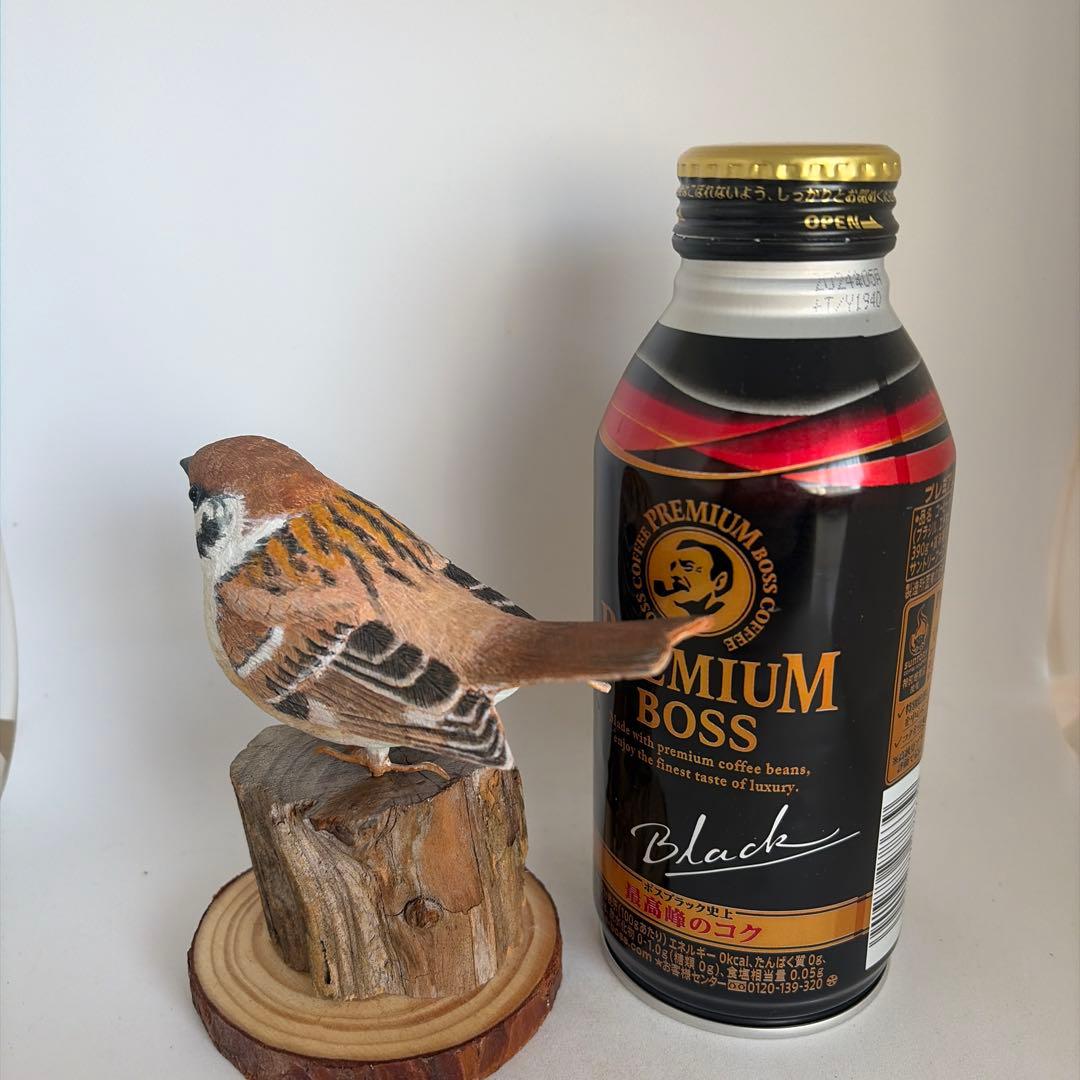 一点物.スズメ　バードカービング　野鳥彫刻　リアル木彫りの野鳥　ハンドメイド