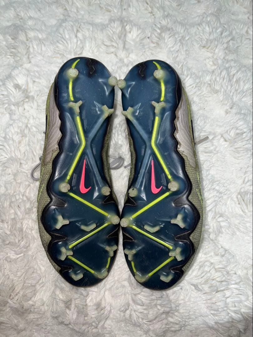 NIKEファントム GX エリート グリップニット FG スパイク