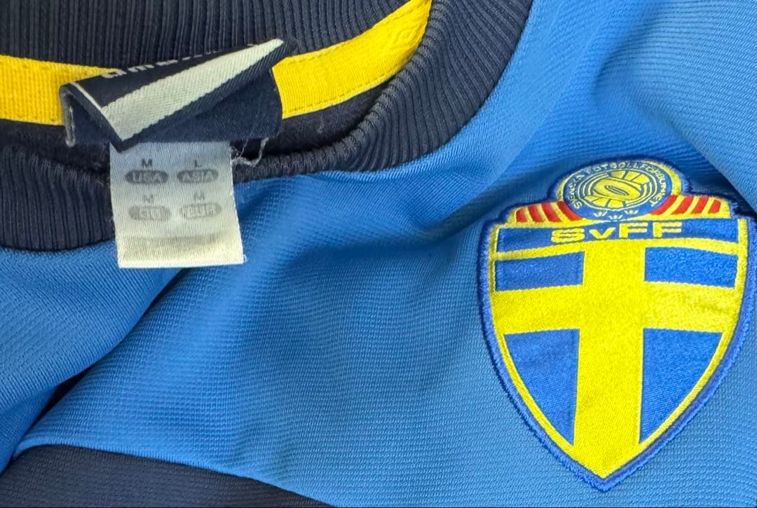 アンブロ umbro スウェーデン代表 トレーニングスウェット