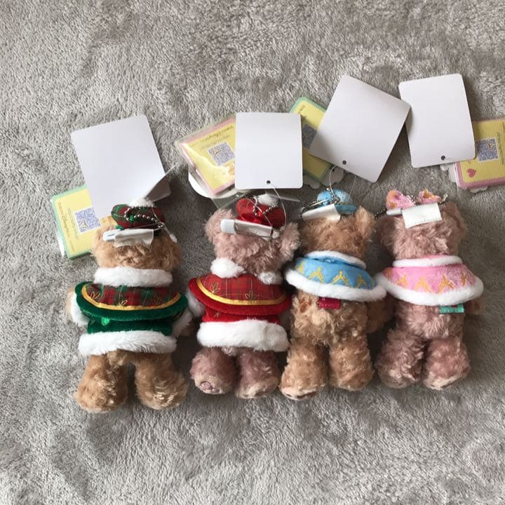 ☆最終値下げ☆ダッフィー　シェリーメイ　ぬいぐるみバッチ　未使用